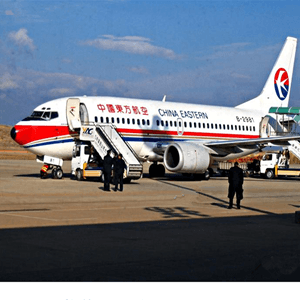 海口空运公司航空快运业稳步发展的原因是什么？
